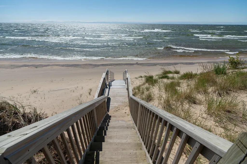 10543 Lakeshore Drive Grand Haven Charter Township MI 49460