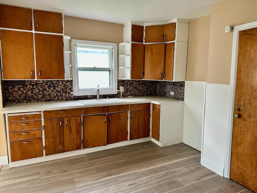 2128 Hoyt Street Muskegon Heights City MI 49444