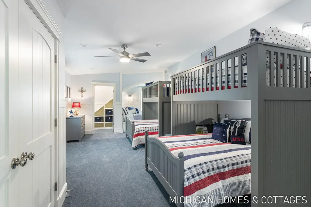 229 Norwood Avenue Park Township MI 49424