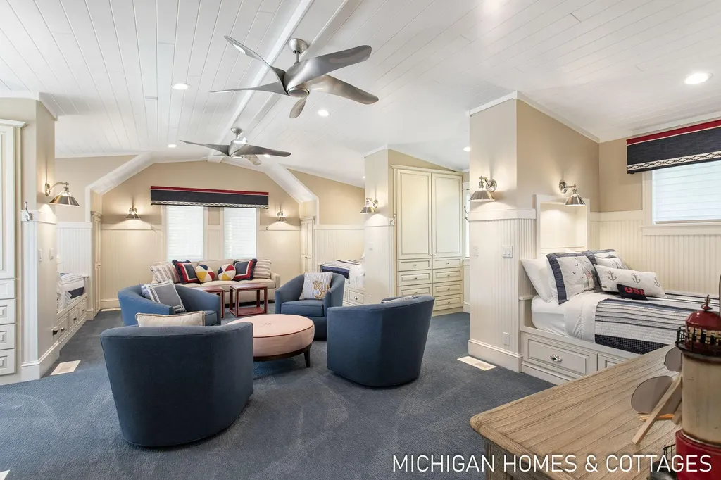 229 Norwood Avenue Park Township MI 49424