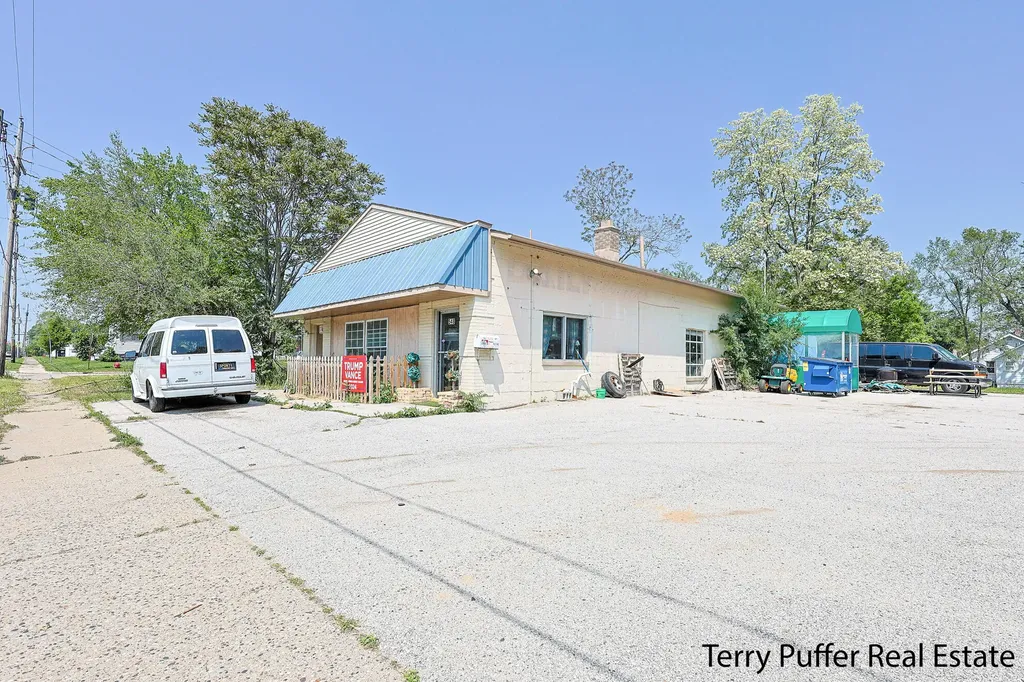 548 S Getty Street Muskegon City MI 49442