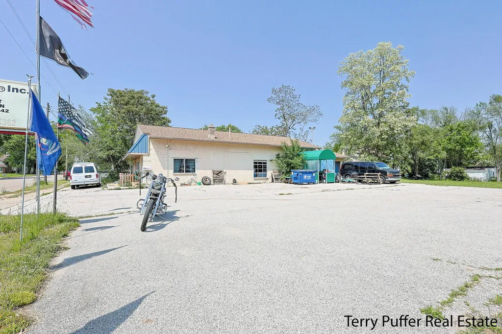 548 S Getty Street Muskegon City MI 49442
