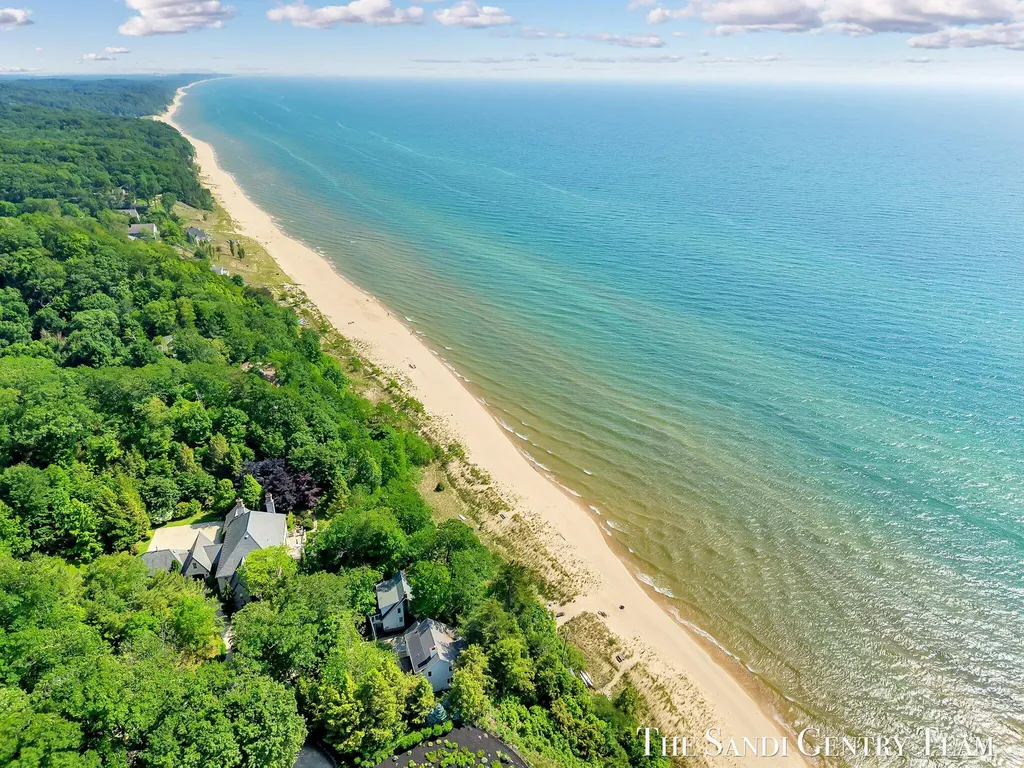 18215 Spindle Drive Grand Haven Charter Township MI 49417
