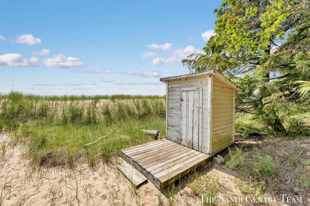 18215 Spindle Drive Grand Haven Charter Township MI 49417