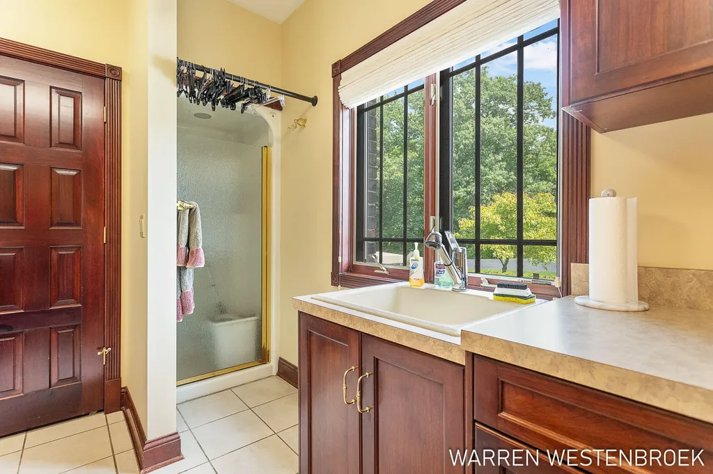 3550 64th Avenue Zeeland Charter Township MI 49464