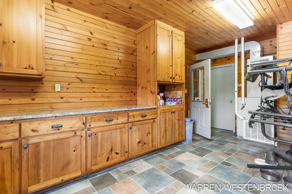 3550 64th Avenue Zeeland Charter Township MI 49464
