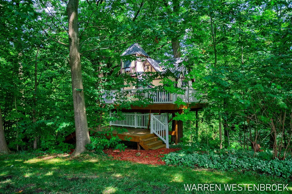 3550 64th Avenue Zeeland Charter Township MI 49464