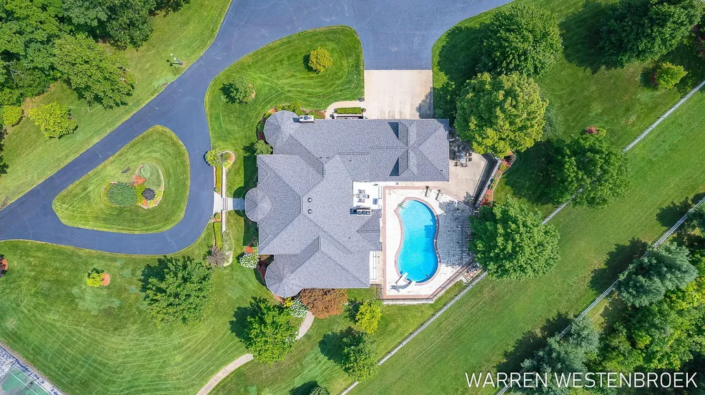3550 64th Avenue Zeeland Charter Township MI 49464