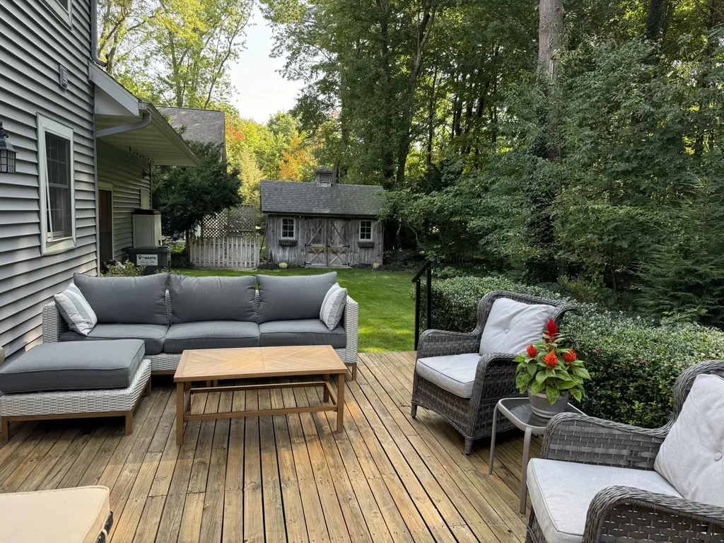 17226 South Street Park Township MI 49424
