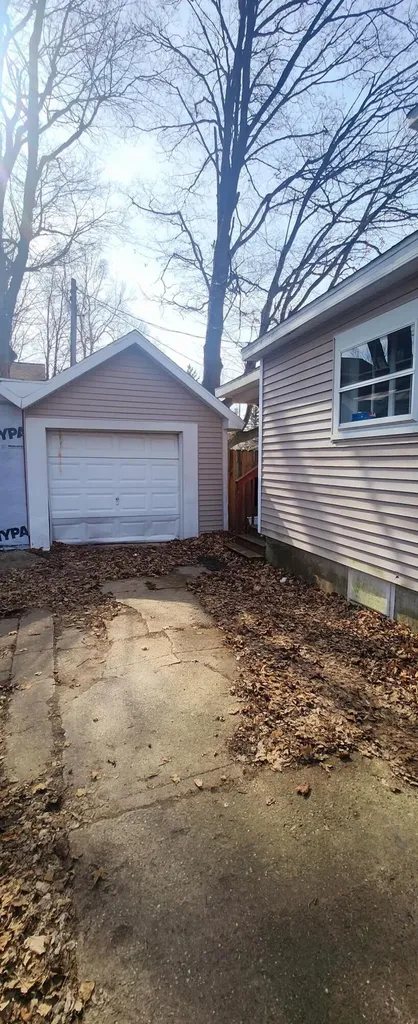 312 Washington Street Nashville Village MI 49073