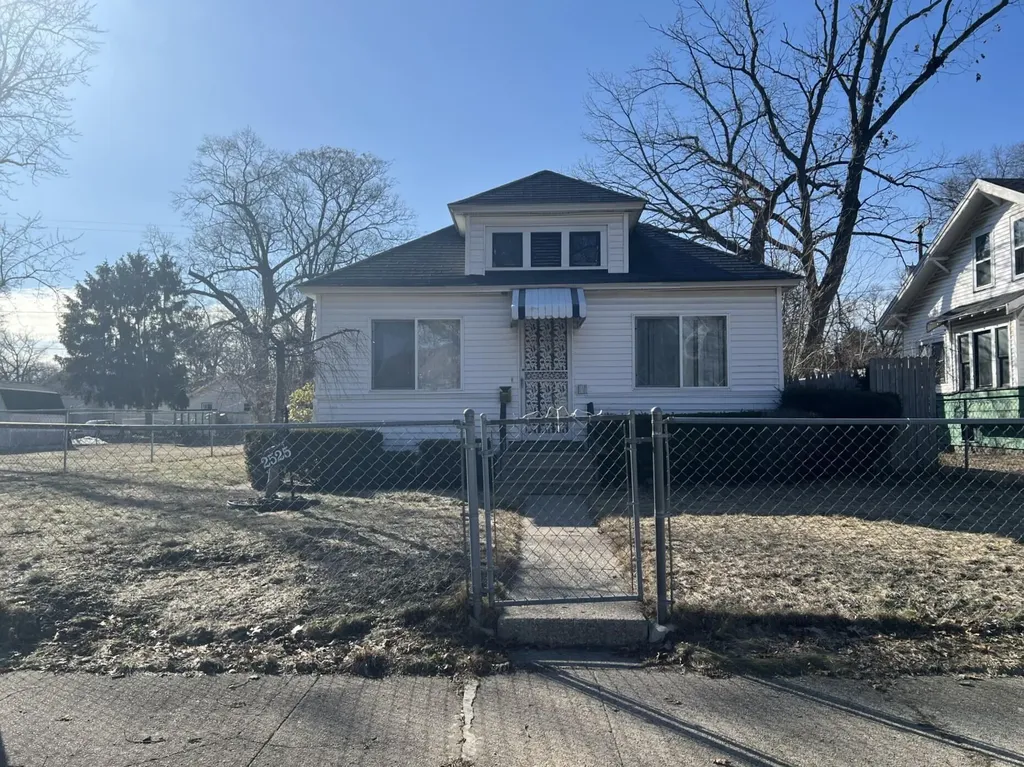 2525 & 2529 Riordan Street Muskegon Heights City MI 49444