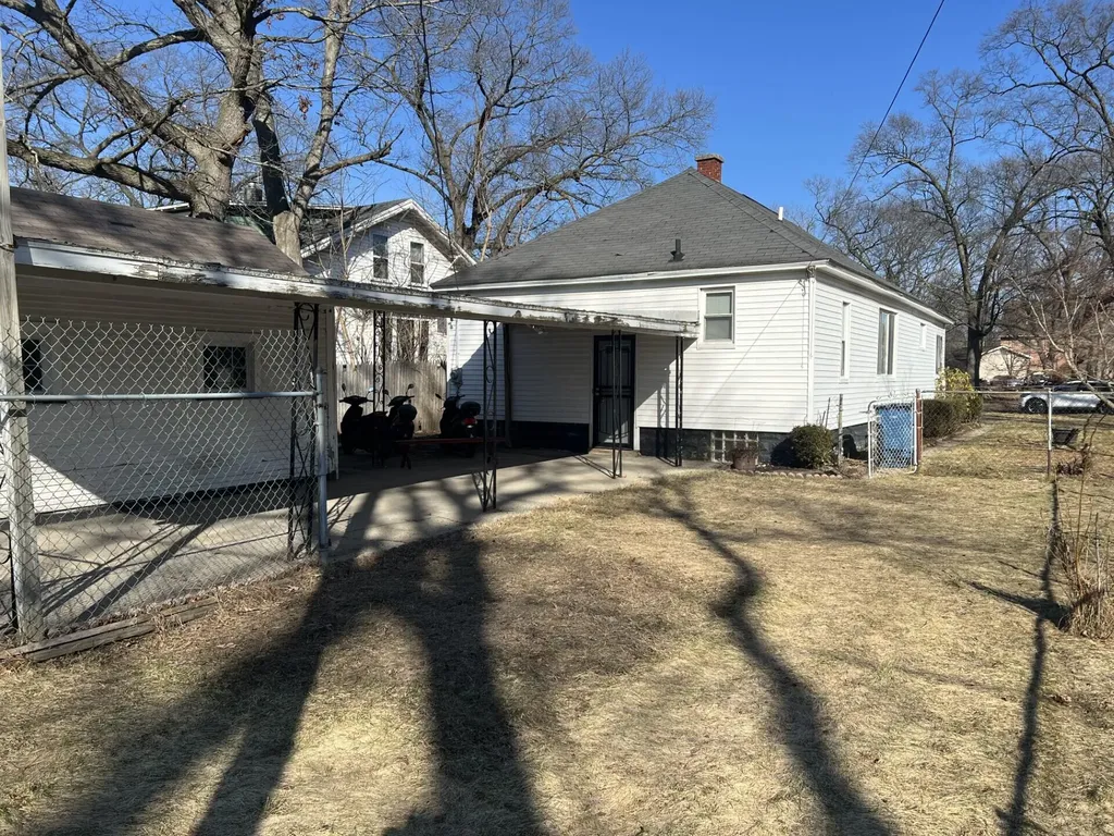 2525 & 2529 Riordan Street Muskegon Heights City MI 49444