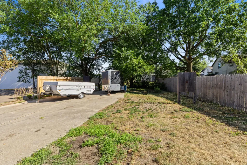 1119 Columbus Avenue Grand Haven City MI 49417