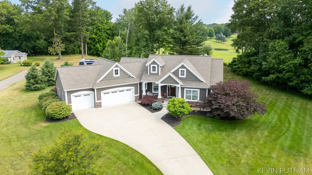 6515 134th Ave Avenue Saugatuck Township MI 49453