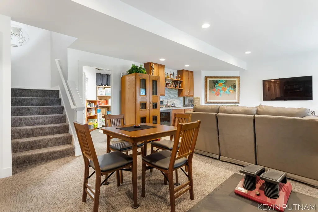 6515 134th Ave Avenue Saugatuck Township MI 49453