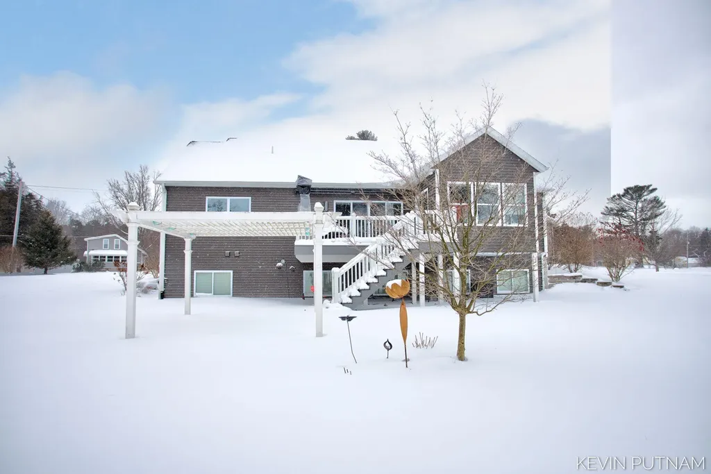 6515 134th Ave Avenue Saugatuck Township MI 49453