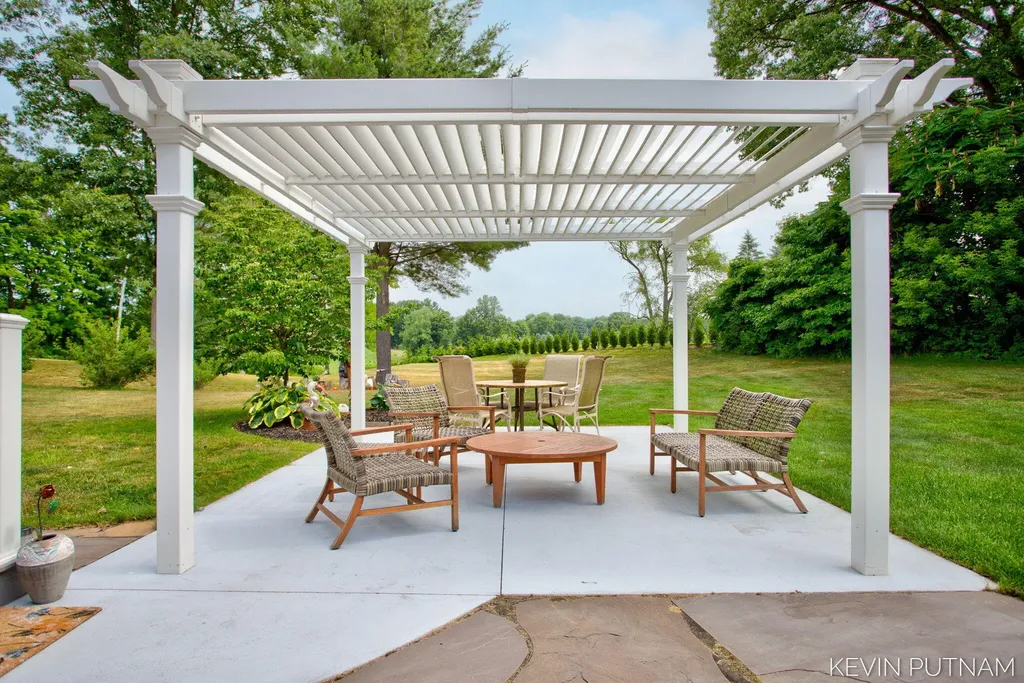6515 134th Ave Avenue Saugatuck Township MI 49453