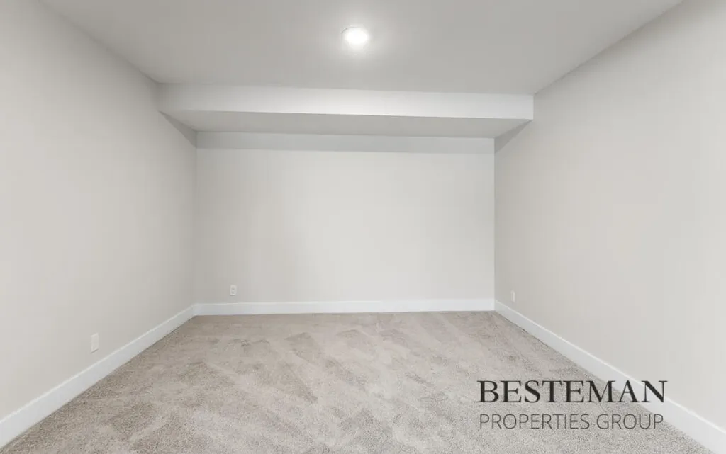 1516 W Addison Way Laketon Township MI 49445