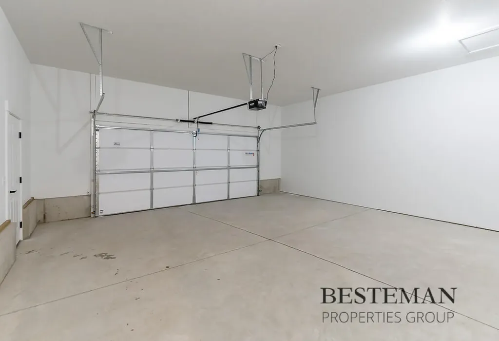 1516 W Addison Way Laketon Township MI 49445