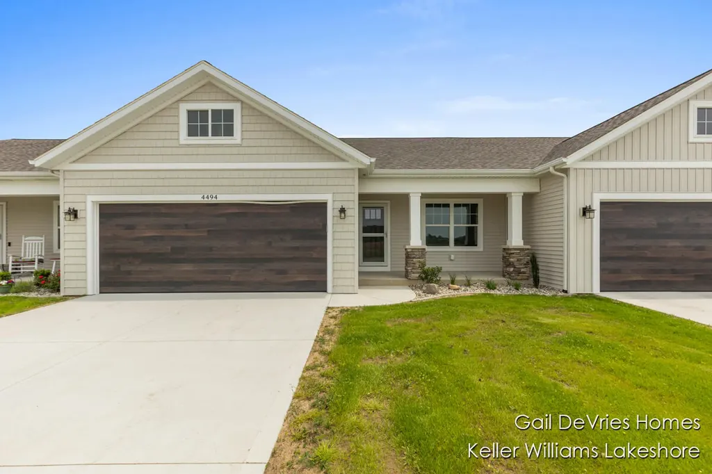 4494 Meadow Pond Way Heath Township MI 49419