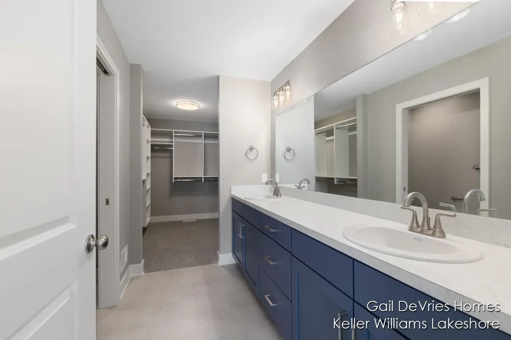 4494 Meadow Pond Way Heath Township MI 49419