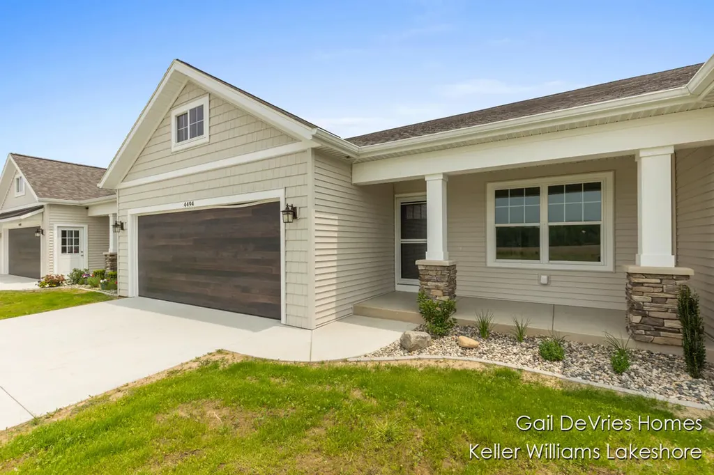 4494 Meadow Pond Way Heath Township MI 49419