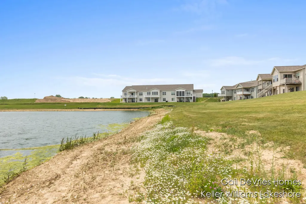 4494 Meadow Pond Way Heath Township MI 49419