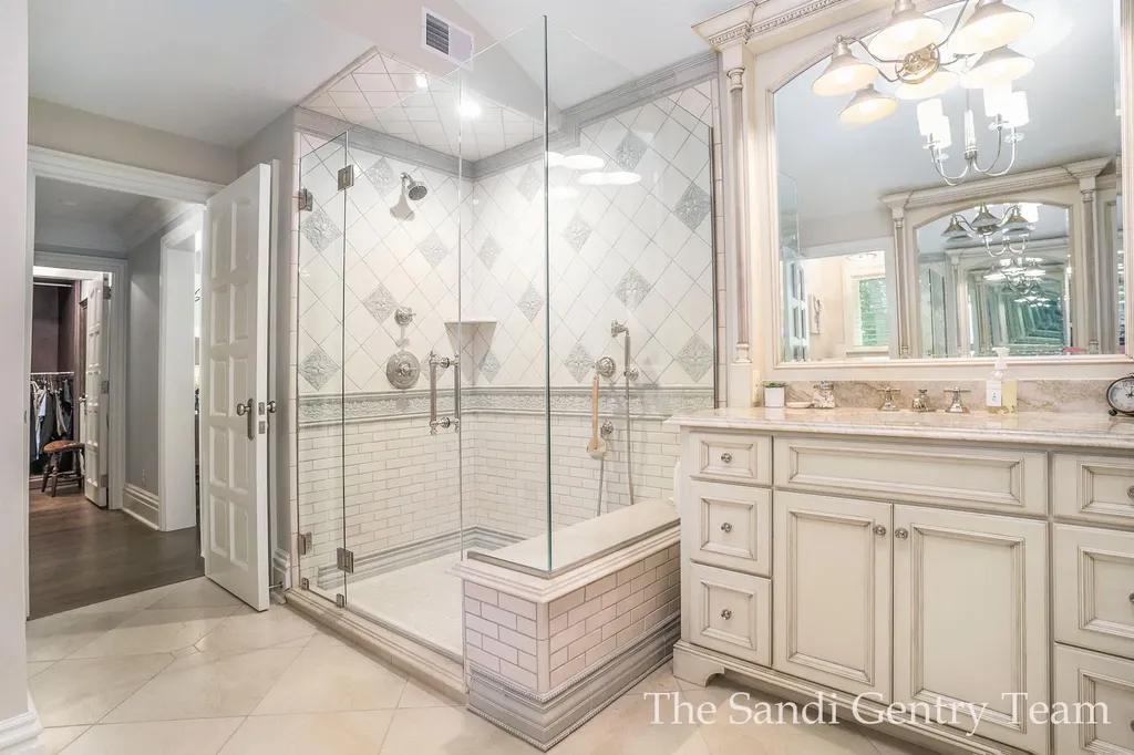 18635 N Fruitport Road Spring Lake Township MI 49456