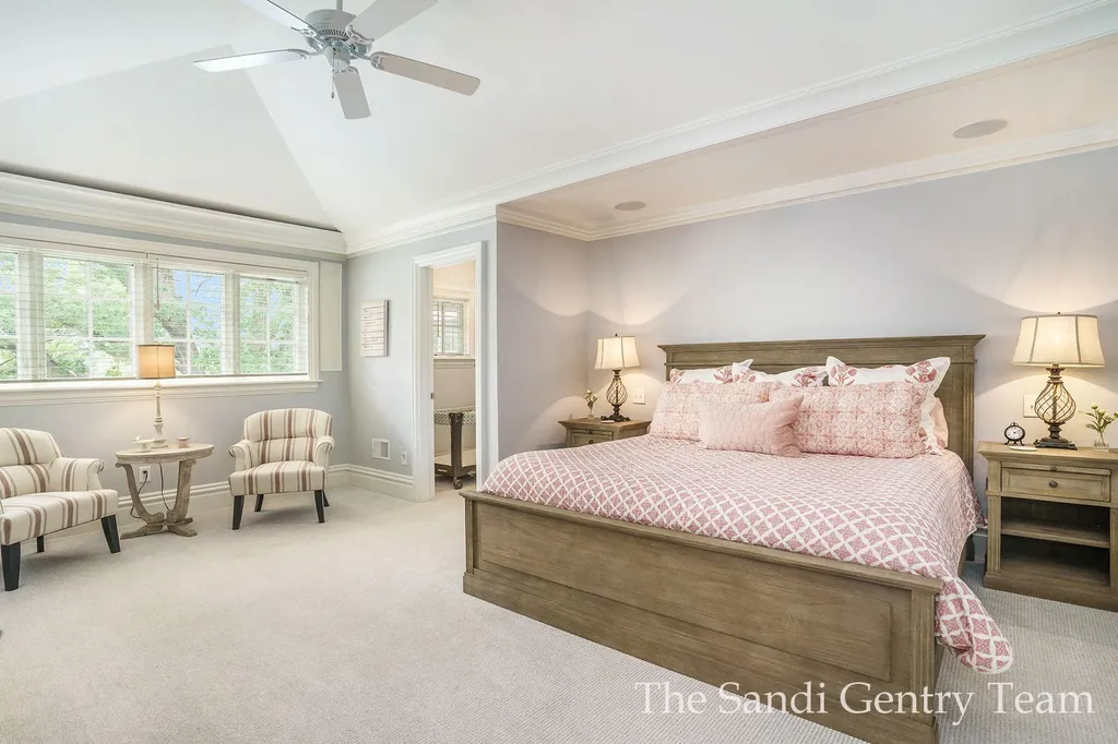 18635 N Fruitport Road Spring Lake Township MI 49456