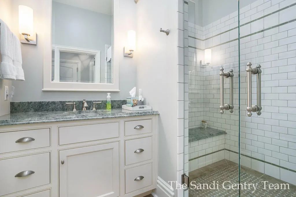 18635 N Fruitport Road Spring Lake Township MI 49456