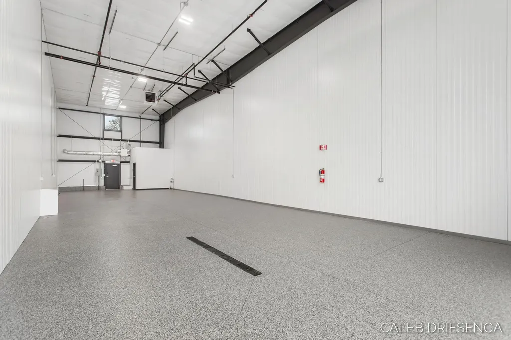 460 Cleveland Avenue Holland City MI 49423