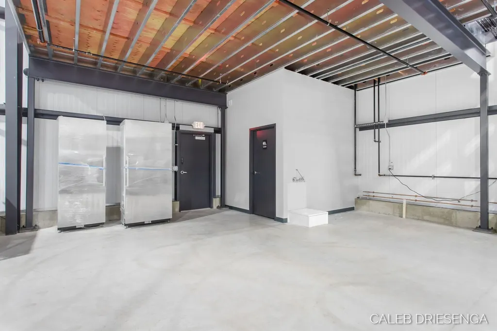 460 Cleveland Avenue Holland City MI 49423