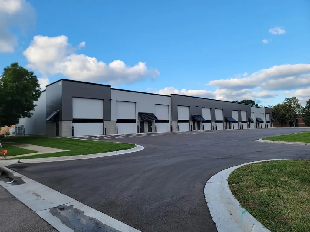 460 Cleveland Avenue Holland City MI 49423