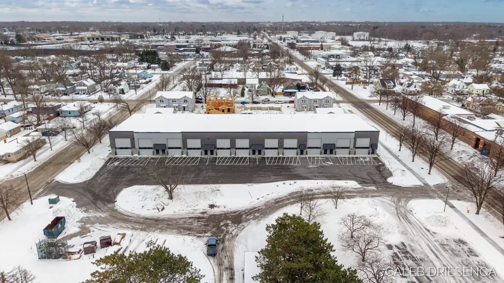 460 Cleveland Avenue Holland City MI 49423