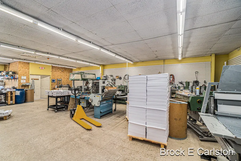 2144 Whitehall Road Muskegon Charter Township MI 49445