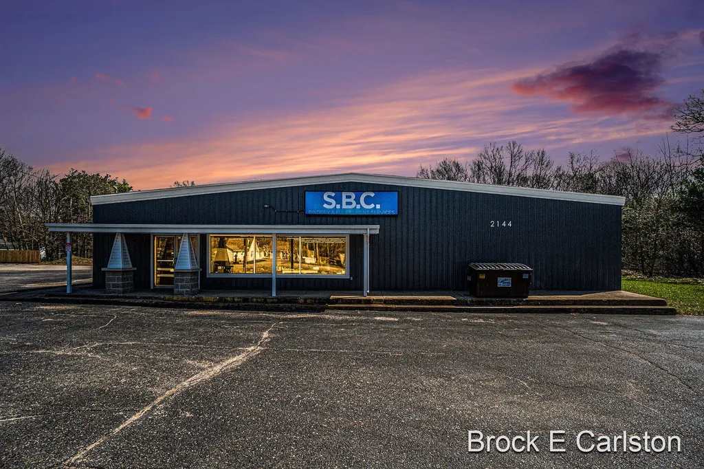 2144 Whitehall Road Muskegon Charter Township MI 49445