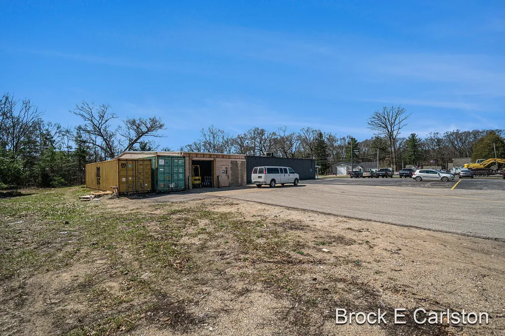 2144 Whitehall Road Muskegon Charter Township MI 49445