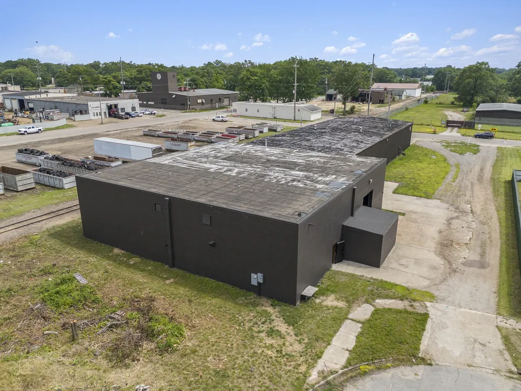 422 W Hovey Avenue Muskegon Heights City MI 49444