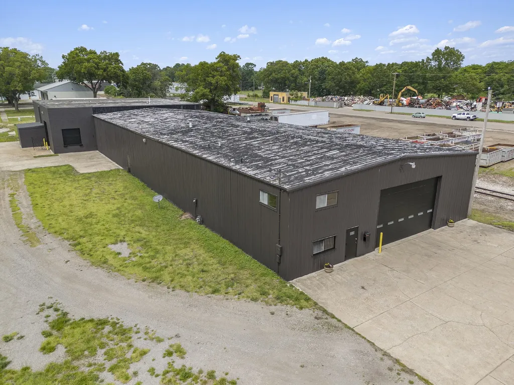 422 W Hovey Avenue Muskegon Heights City MI 49444