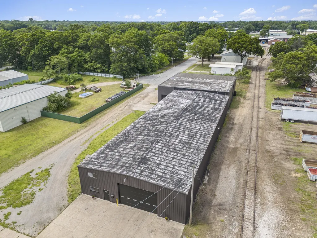 422 W Hovey Avenue Muskegon Heights City MI 49444