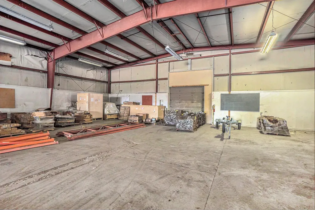 422 W Hovey Avenue Muskegon Heights City MI 49444
