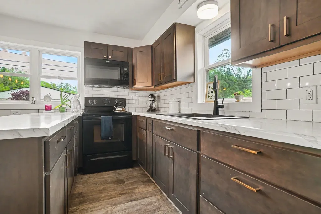 2969 E Pontaluna Road Fruitport Charter Township MI 49415
