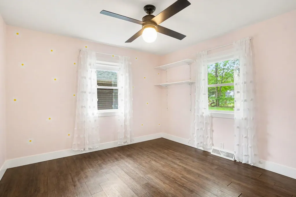 2969 E Pontaluna Road Fruitport Charter Township MI 49415