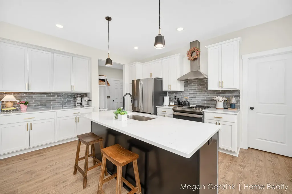 3131 Timberpine Avenue Park Township MI 49424