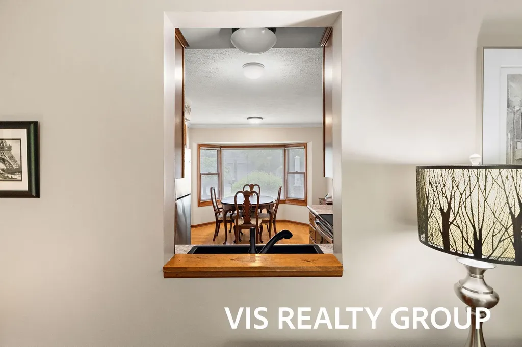 72 Skyline Circle NW Grand Rapids City MI 49504