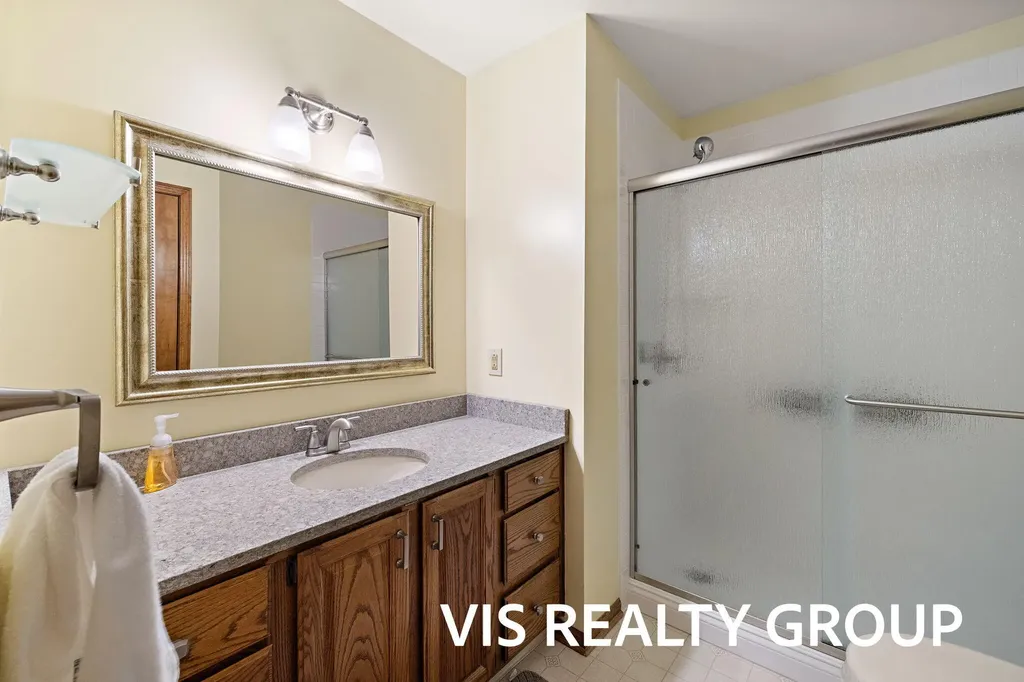 72 Skyline Circle NW Grand Rapids City MI 49504