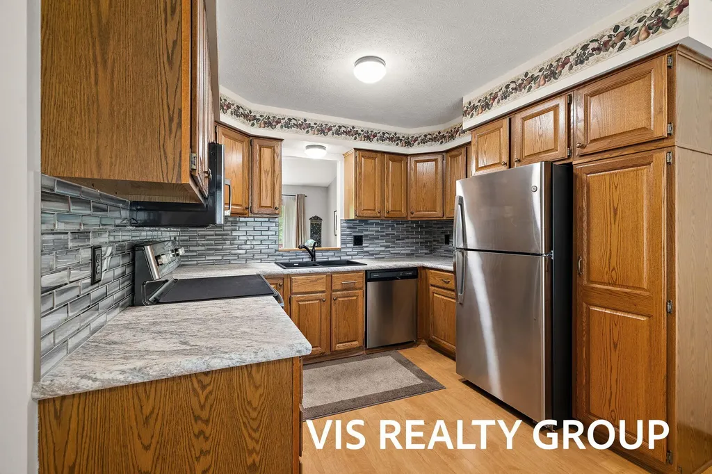 72 Skyline Circle NW Grand Rapids City MI 49504