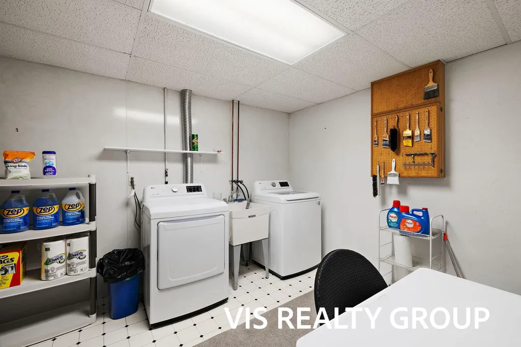 72 Skyline Circle NW Grand Rapids City MI 49504