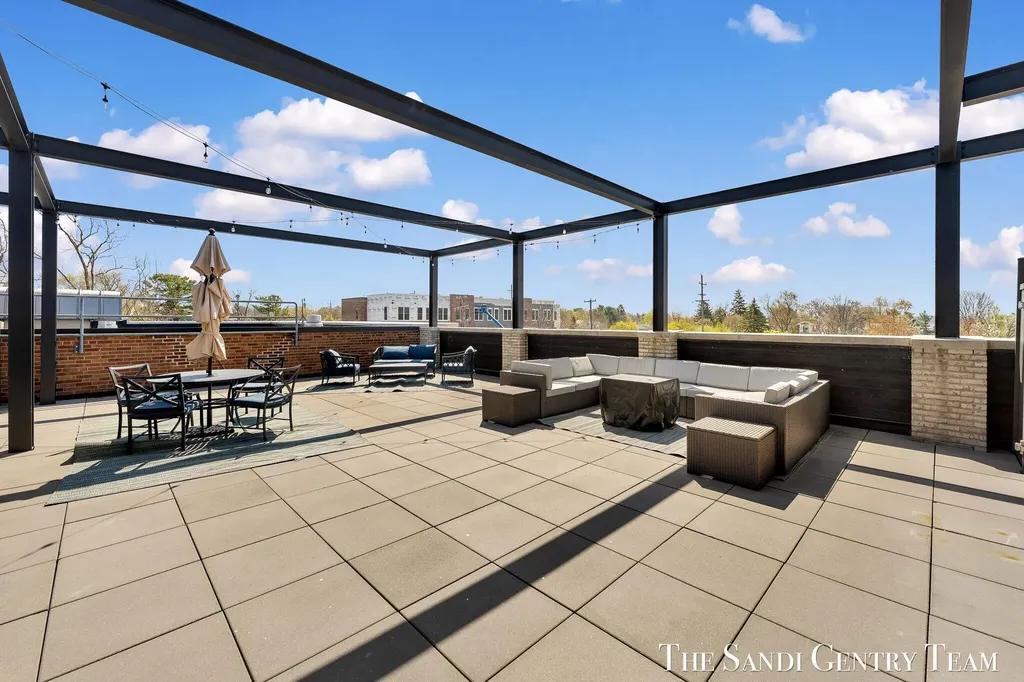 110 W Savidge Street Spring Lake Village MI 49456