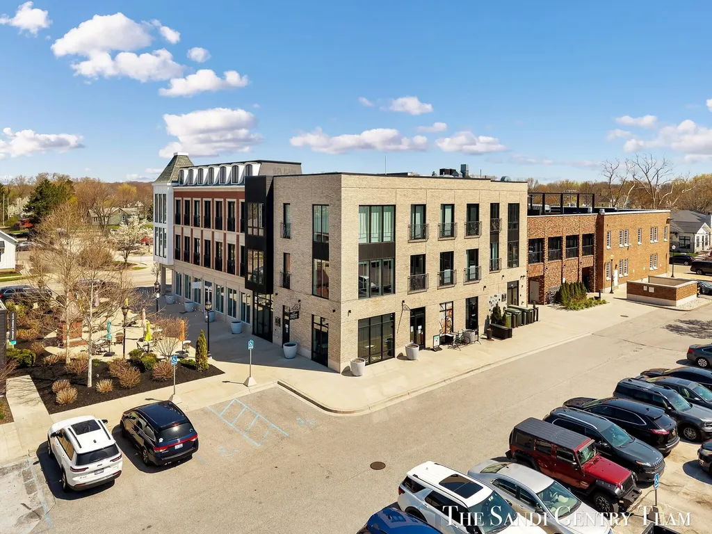 110 W Savidge Street Spring Lake Village MI 49456